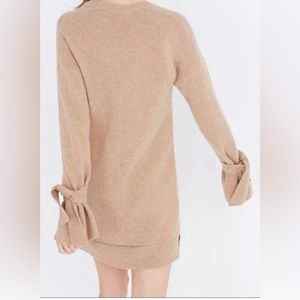 Madewell NWOT sweater dress. XS.